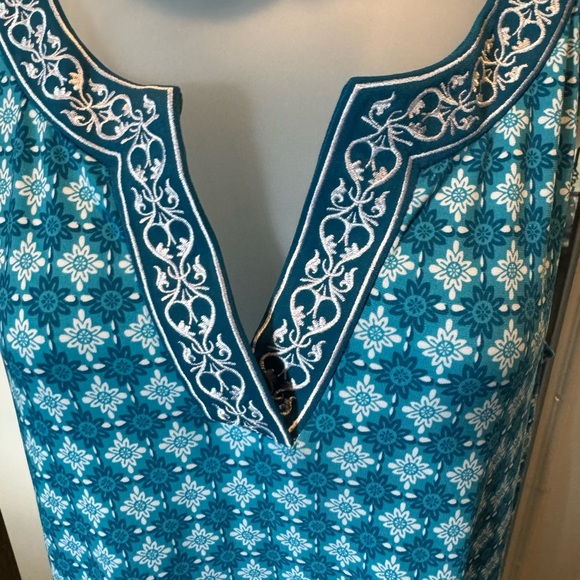 Magnolia Grace Blue and White Sleeveless Dress Sz Medium - Picture 2 of 15